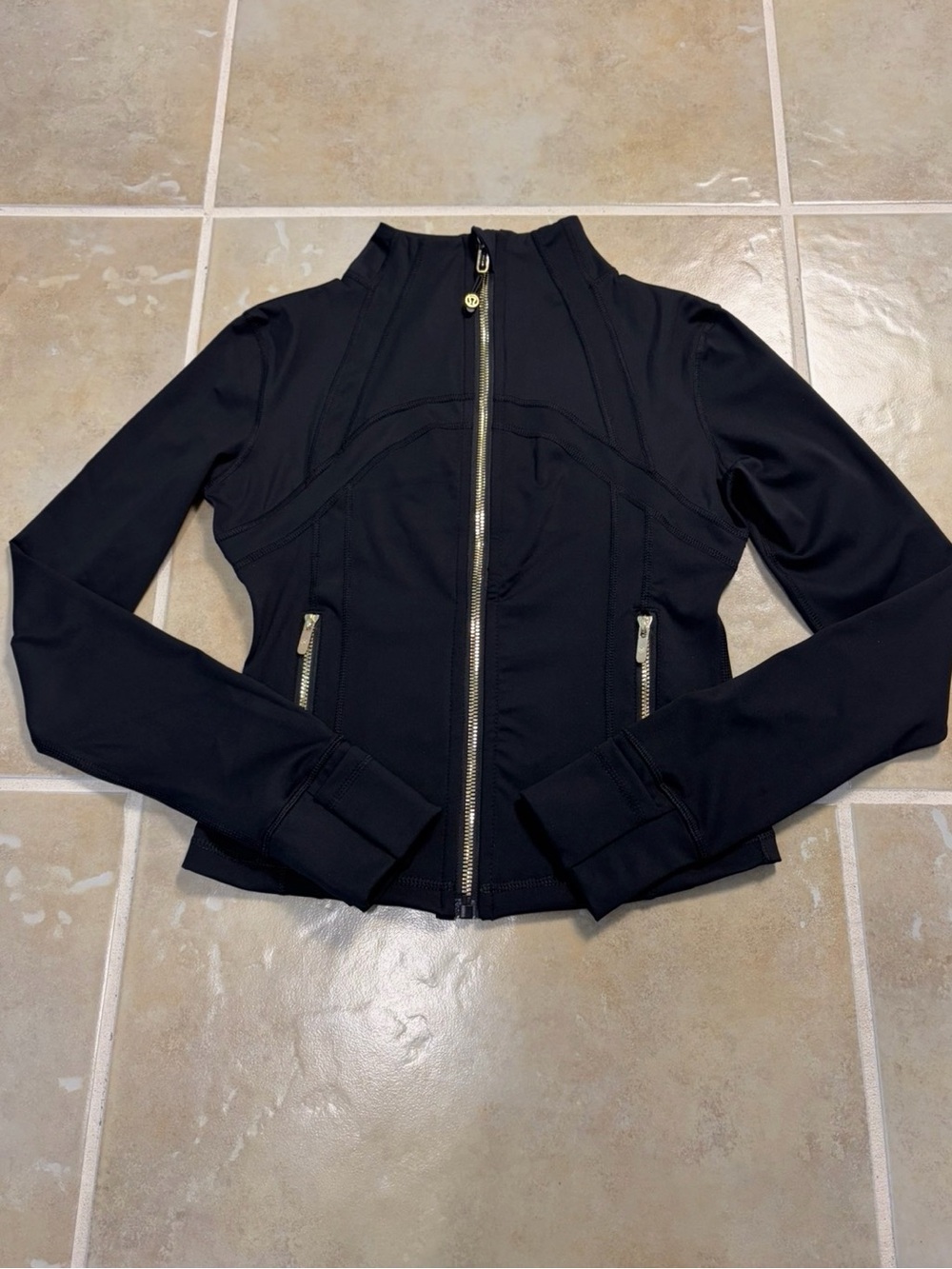 Lululemon Black Nulu Cropped Define Jacket Womens Size 2
